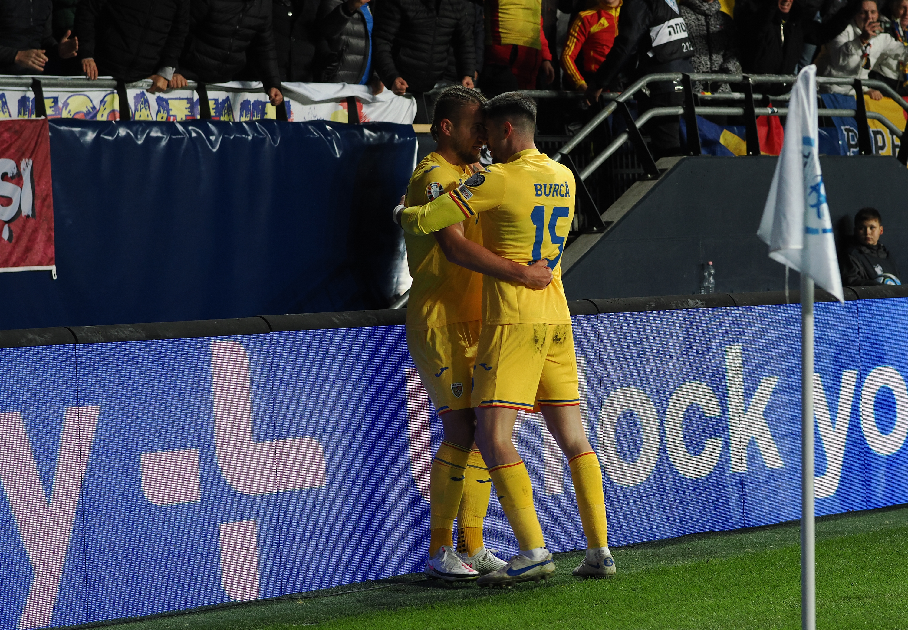 Tricolorii s-au calificat la Euro 2024 după ce au învins Israelul. Pușcaș și Ianis Hagi au adus victoria României