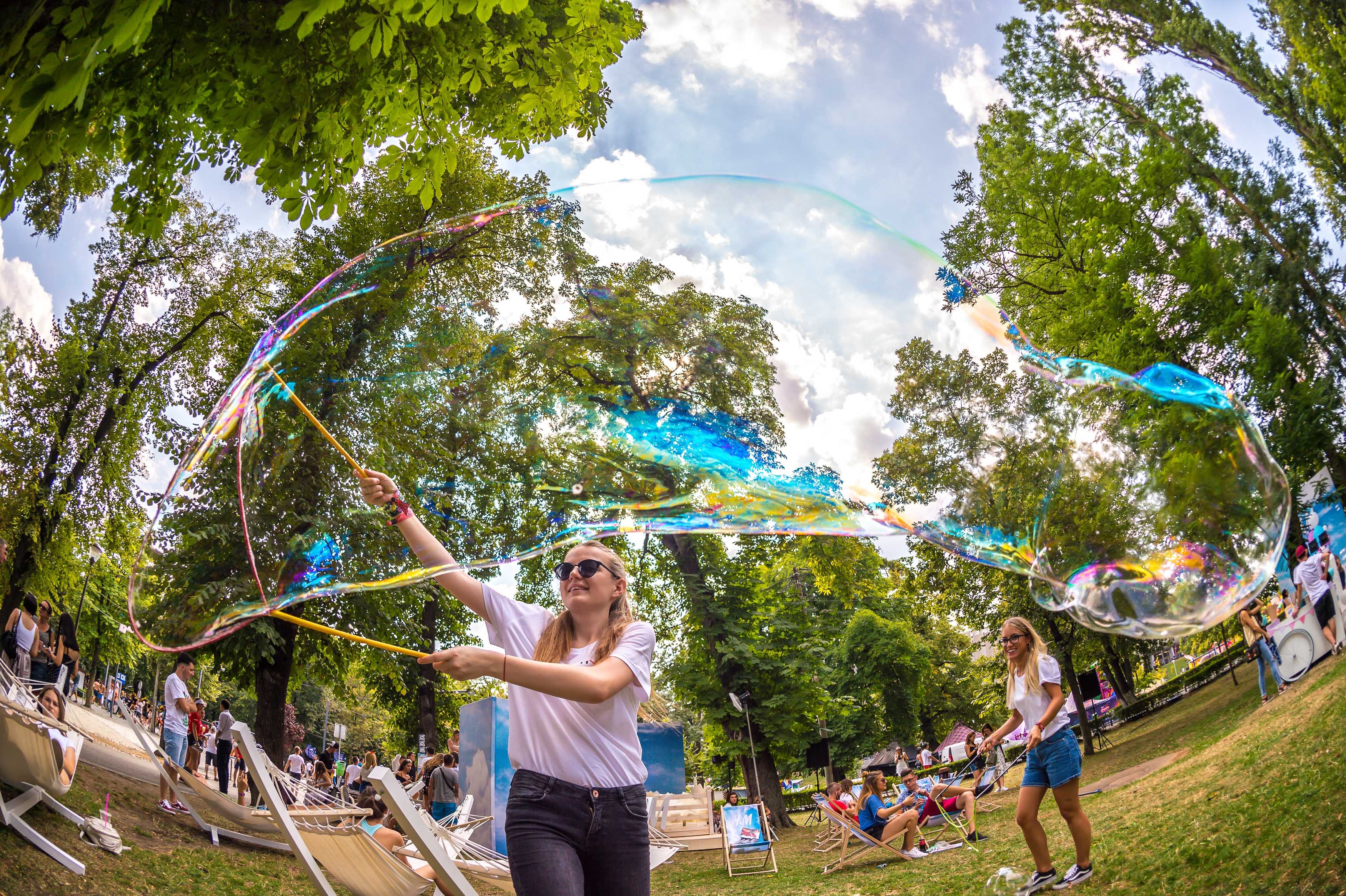 Prima zi de UNTOLD. Distracție, dar și amenzi de 14.000 de lei |  FOTO ȘI VIDEO