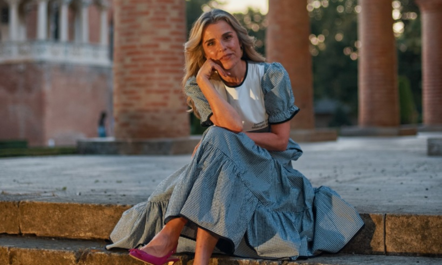 Cum a apărut Cristela Georgescu la secția de votare. Detaliul care a atras toată atenția la soția lui Călin Georgescu