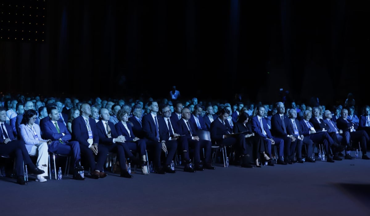Congresul Extraordinar al PNL s-a încheiat: 1769 de liberali au votat pentru Ilie Bolojan și echipa sa / Puciștii din jurul lui Veștea, somați să demisioneze
