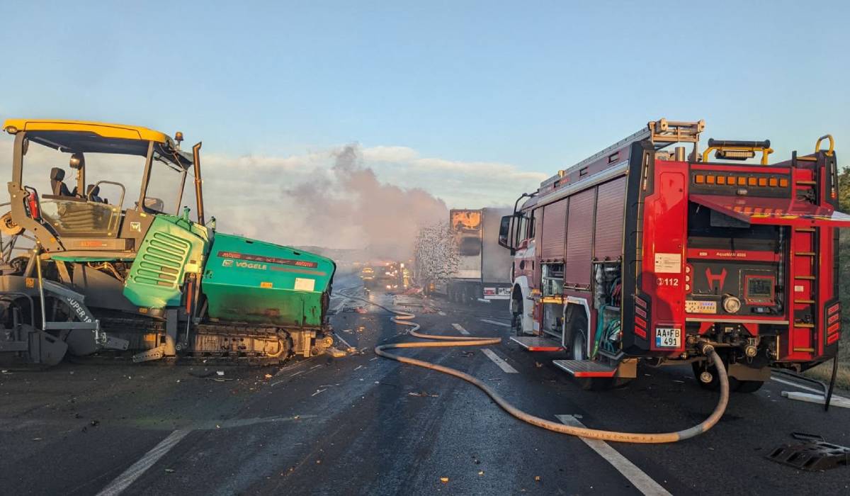 Opt oameni au murit în 40 de minute, în două accidente diferite în Ungaria, cu un camion și un microbuz cu numere de Republica Moldova