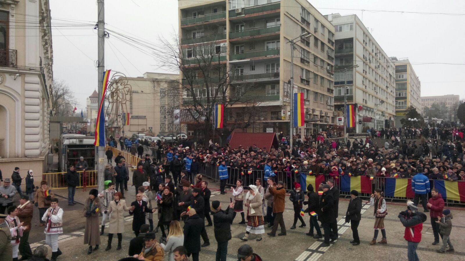 Manifestările de Ziua Unirii. Peste 40.000 de oameni au fost așteptați la sărbătoarea unirii Principatelor Române