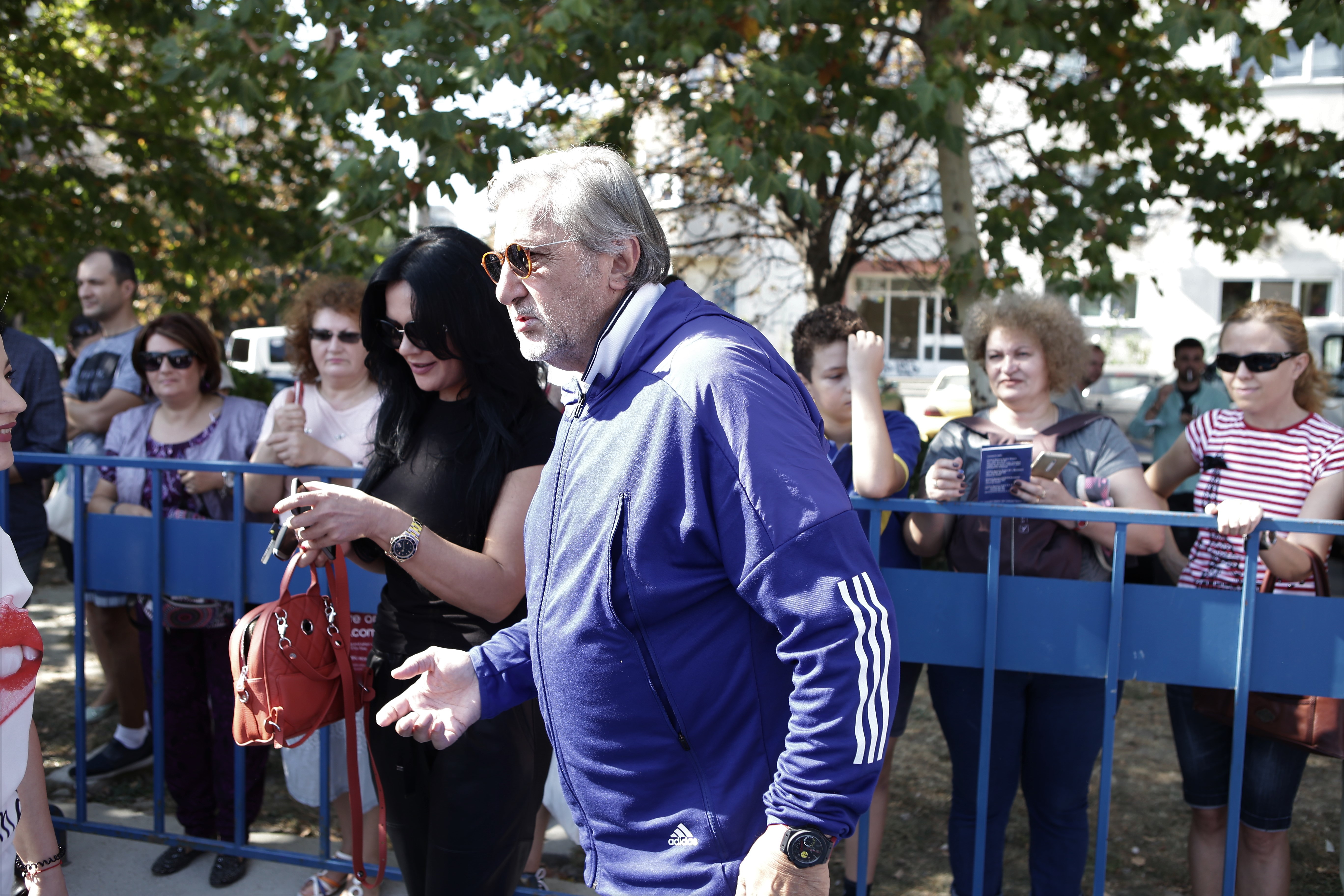 FOTO/ Amalia și noua iubită a lui Ilie Năstase au dat nas în nas la un eveniment organizat de Nadia Comăneci. Gestul făcut de cele două atunci când s-au văzut
