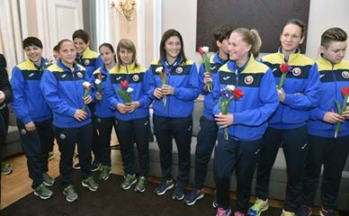 România a arătat lumii tricoul cu care se va prezenta în Franța / GALERIE FOTO