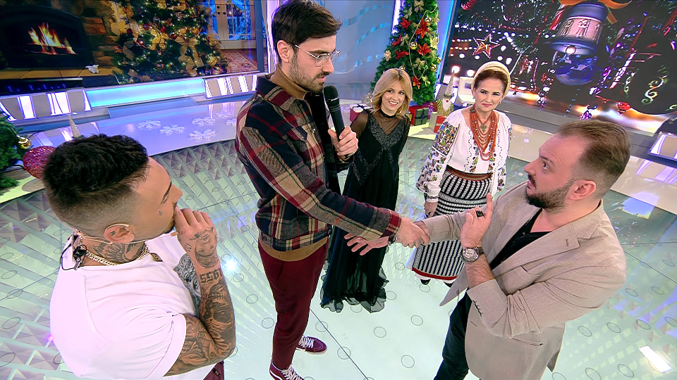 Steliana Sima, Emilia Ghinescu, Elena Merișoreanu, Nicoleta Voica petrec în ultima zi a anului, la "Acces Direct" | FOTO