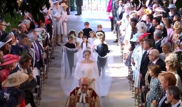 FOTO & VIDEO | Primele imagini cu Meghan Markle în rochie de mireasă