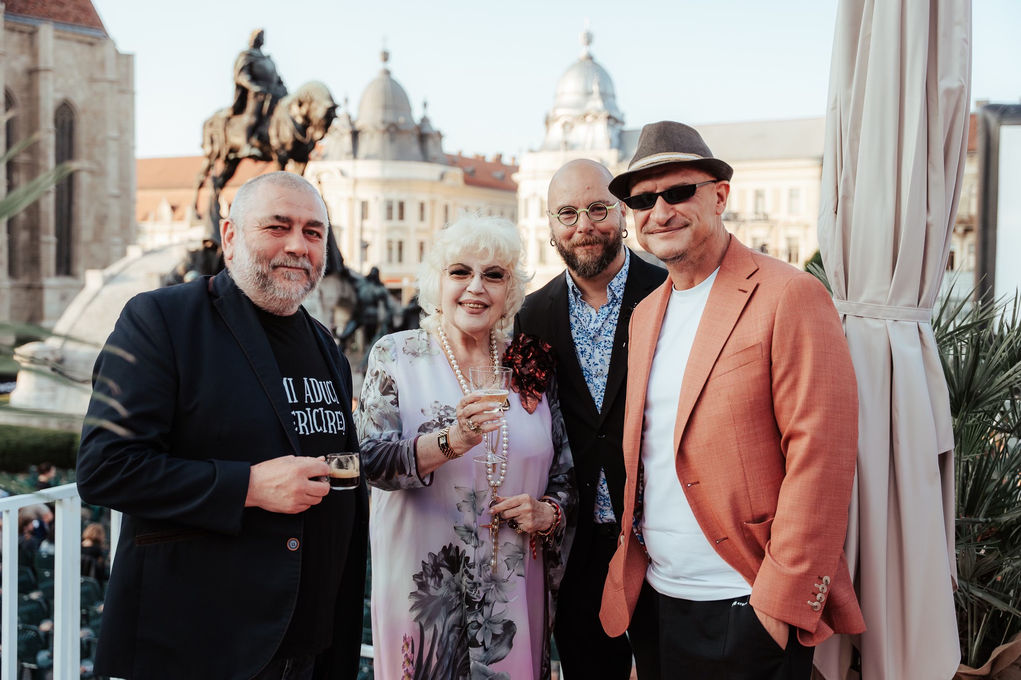 Imagini de la TIFF 2025. Florin Piersic a venit la brațul soției sale, iar de pe scenă a avut un dialog cu Emil Boc