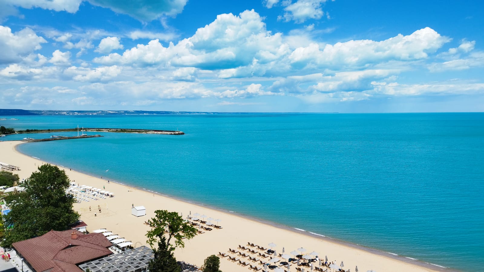 Schimbare majoră pe litoralul bulgăresc: românii trec la turism premium. Cât costă o vacanță Ultra All Inclusive în 2026