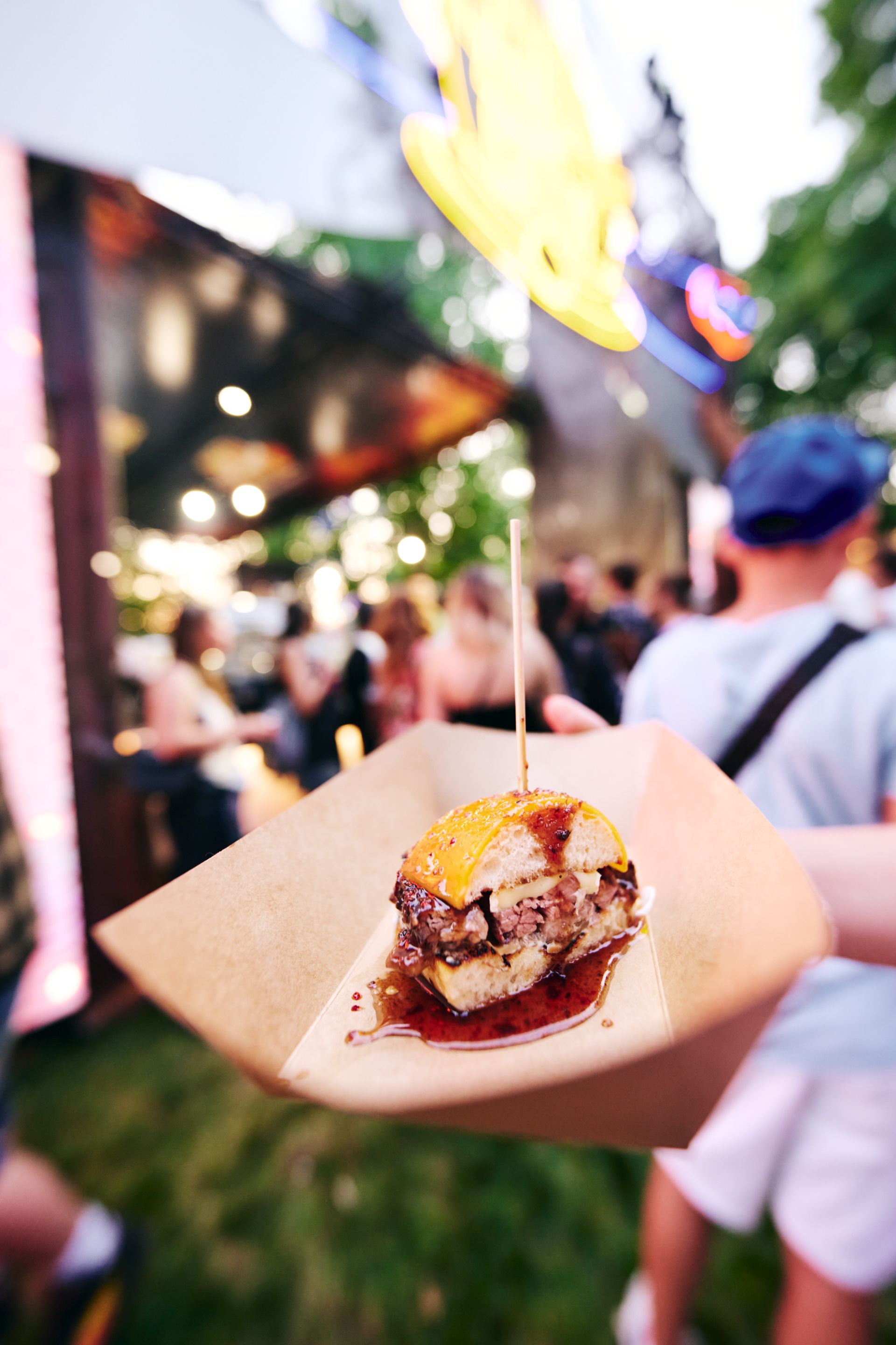 Cum au fost surprinși jurații de la „Chefi la cuțite” la Festivalul Summer Well 2025 de pe Domeniul Știrbey din Buftea