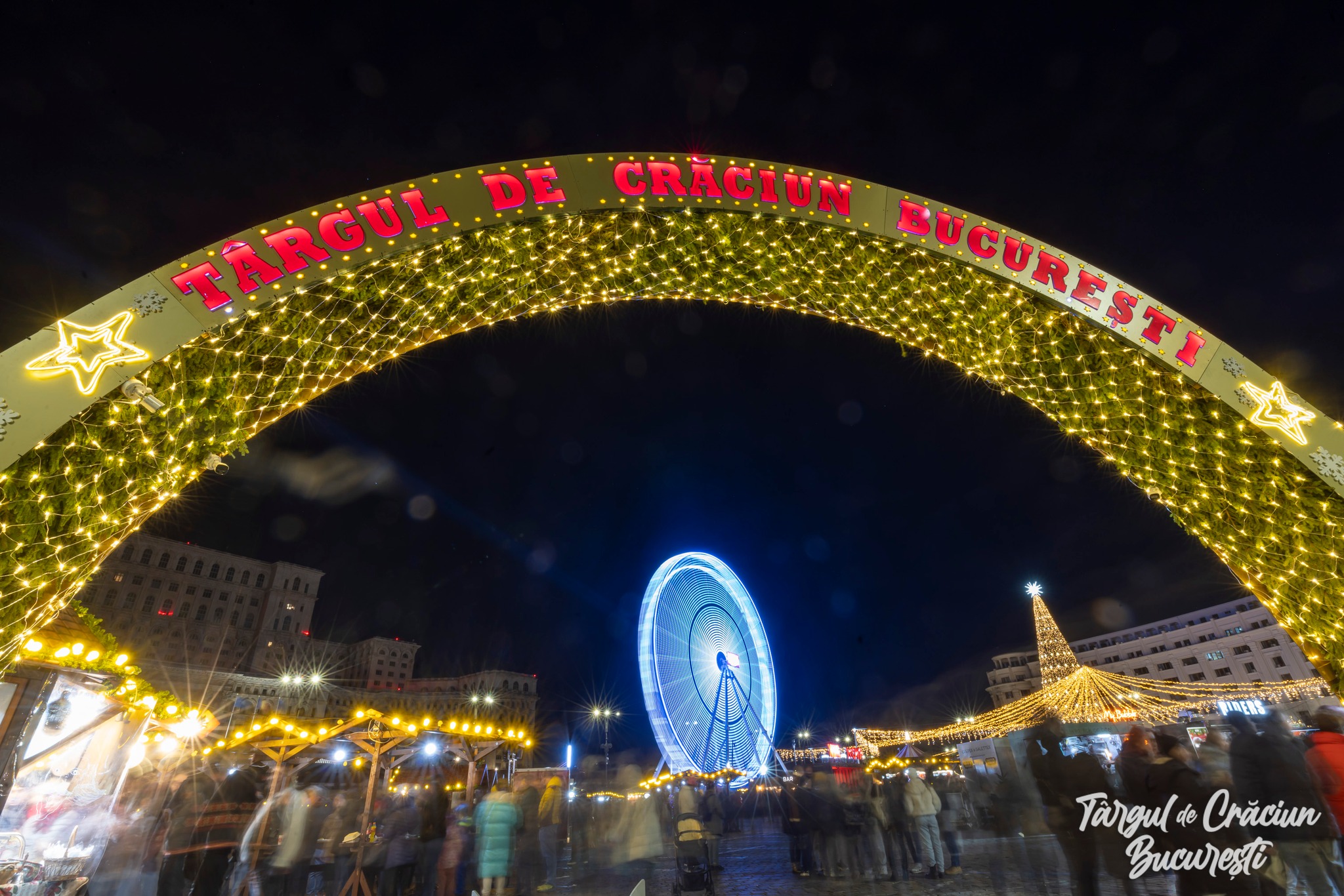 Târgul de Crăciun București 2024. Cel mai mare târg din România: peste 130 de căsuțe, roată panoramică, trenuleț, carusel, concerte și multe spectacole