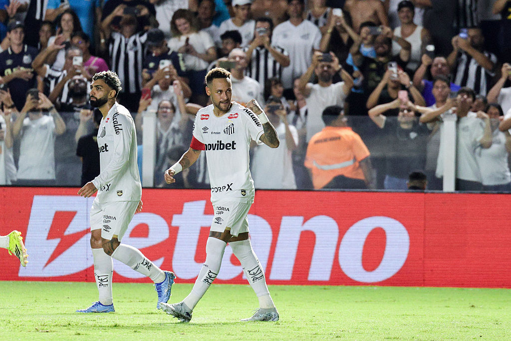 Ez már háború? Neymar a masszázságyról szólt be Carlo Ancelottinak – videó