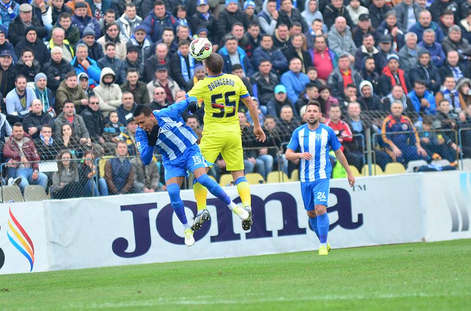 CSU CRAIOVA - STEAUA 0-0. AutoBAZA pe arbitru! / FOTO&VIDEO