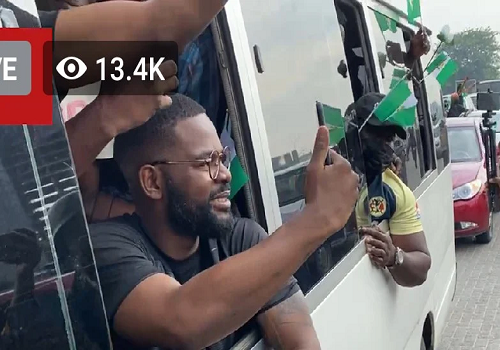 Falz joined hundreds of Nigerian youths to protest at Lekki toll gate in 2020. (TheNation)