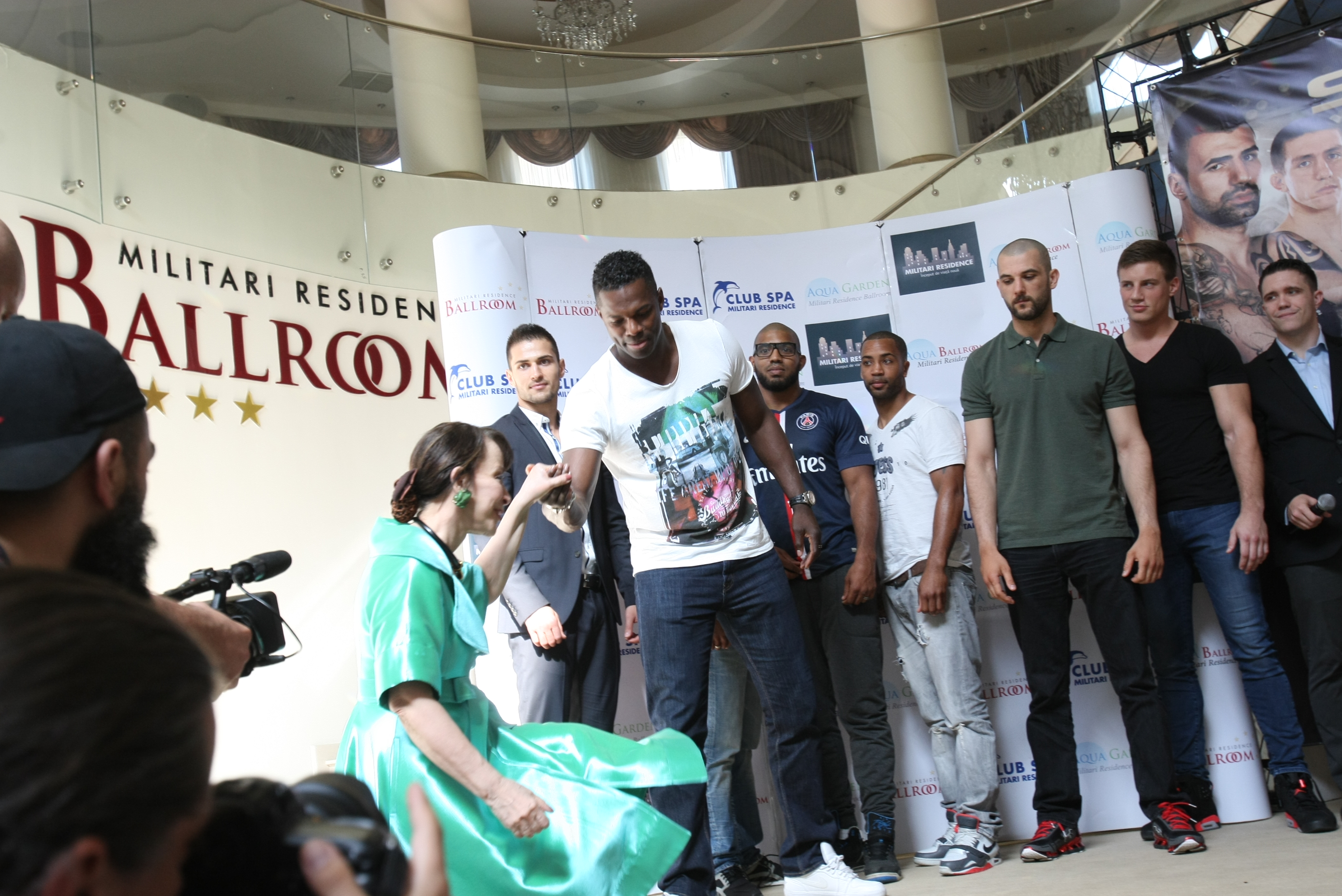 Luptătorii de la Superkombat București au trecut cu bine de proba cântarului oficial / GALERIE FOTO