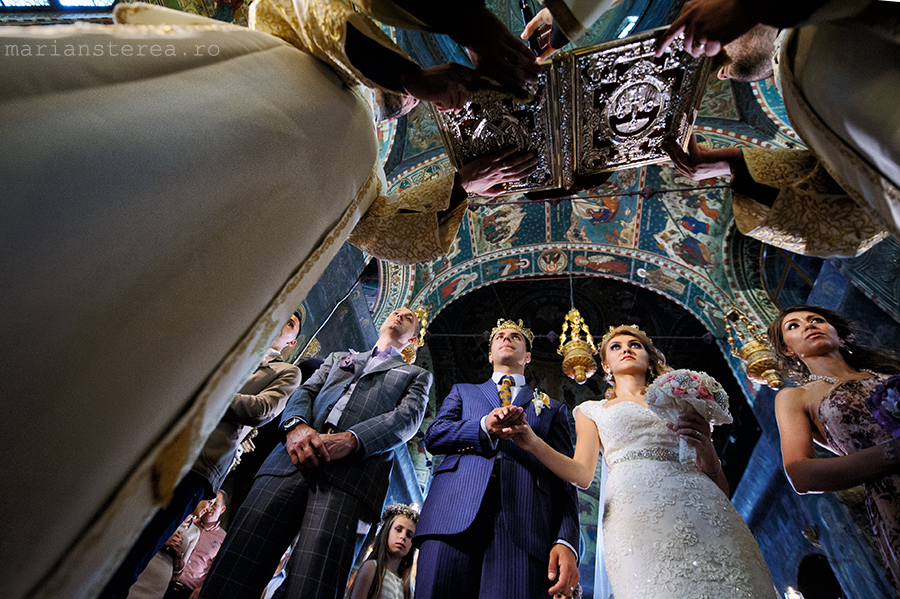 GALERIE FOTO / Măţel a făcut jonglerii cu mingea la nunta lui! 