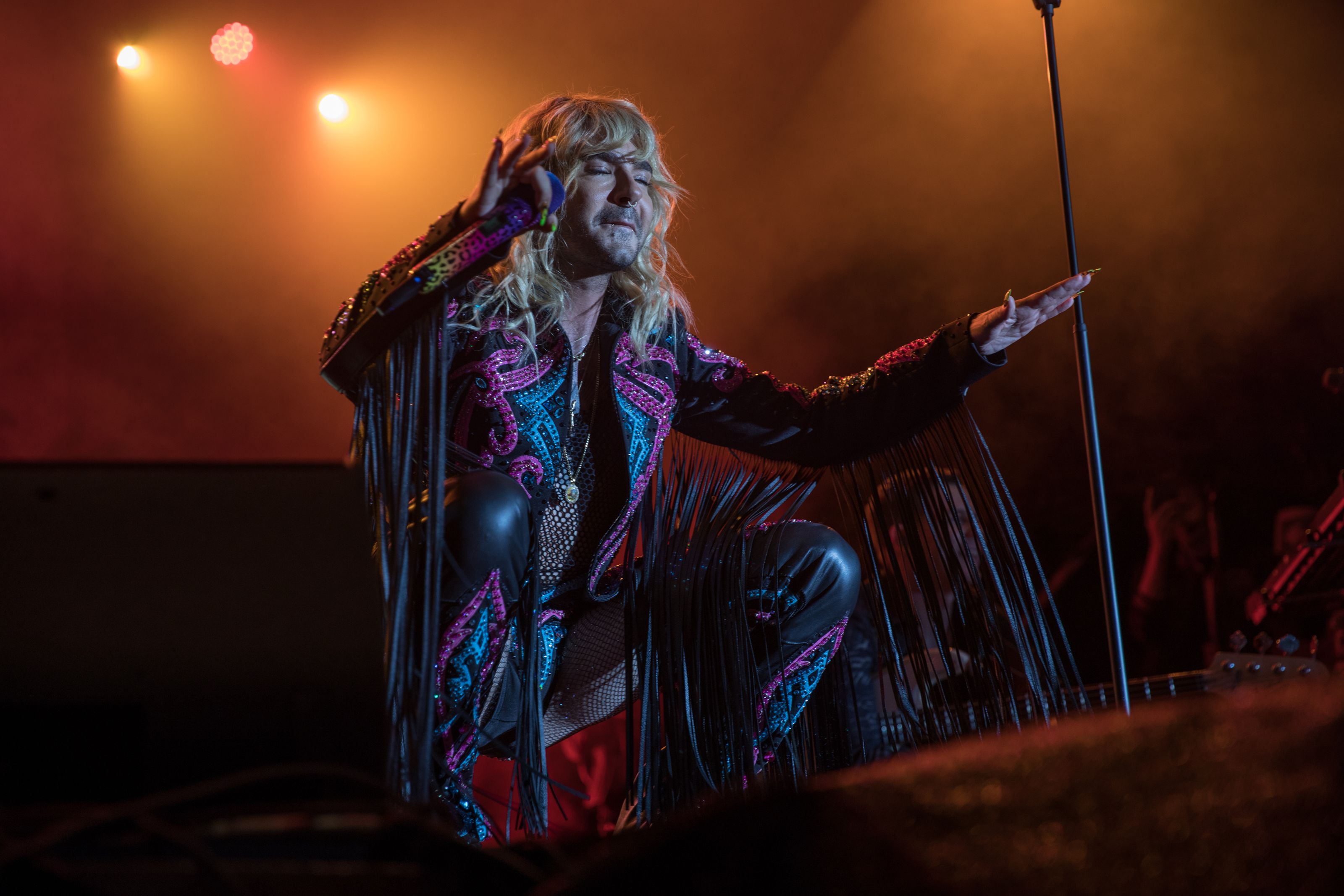 Cum arată artiștii de la Tokio Hotel după 20 de ani de carieră. Recent au cântat live cea mai nouă melodie în fața lui Heidi Klum