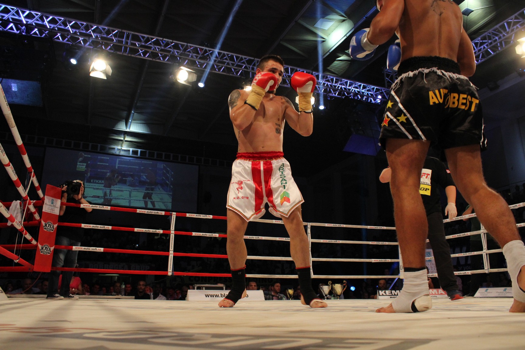GALERIE FOTO / SUPERKOMBAT CONSTANȚA: Moroșanu a dat de pământ cu colosul din Kavala!
