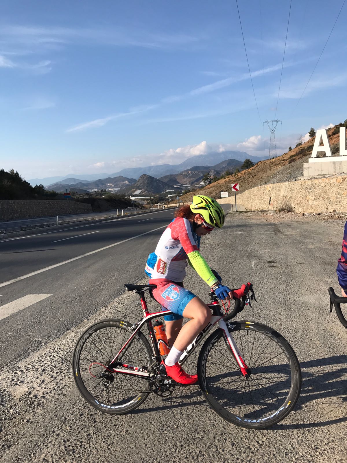 Povestea antrenorului grec Iorgos Georgiadis, de la CSA Steaua Cycling Team. De la titluri naționale de șosea, la visul olimpic, de la pescuit la service-uri auto! VIDEO