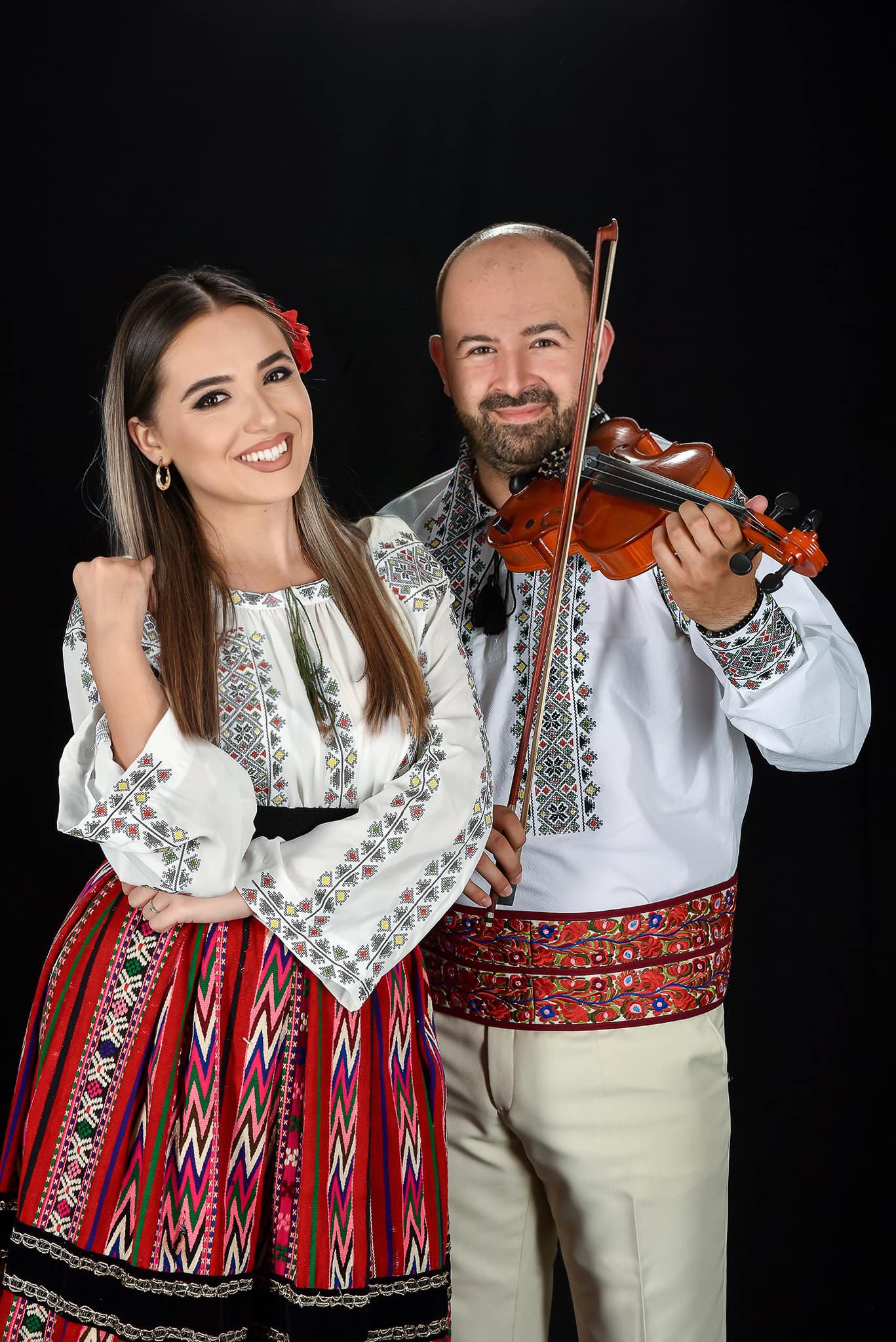 Nuntă fastuoasă în muzica populară. Matilda Pascal Cojocărița a fost soacră mare la căsătoria fiului Horațiu Cigu cu cântăreața Georgiana