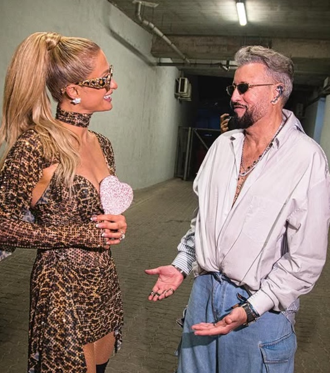 Ce a făcut Paris Hilton pe ascuns la Craiova. Cătălin Botezatu a dat-o de gol: „A fost un gest foarte frumos din partea ei”