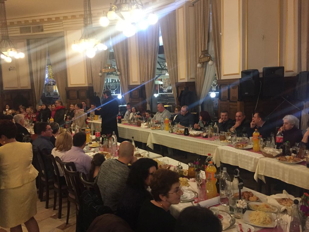REPORTAJ: Sretan Božić! Badnjakul a arătat un an roditor pentru sârbii care celebrează Crăciunul pe rit vechi| FOTO&VIDEO