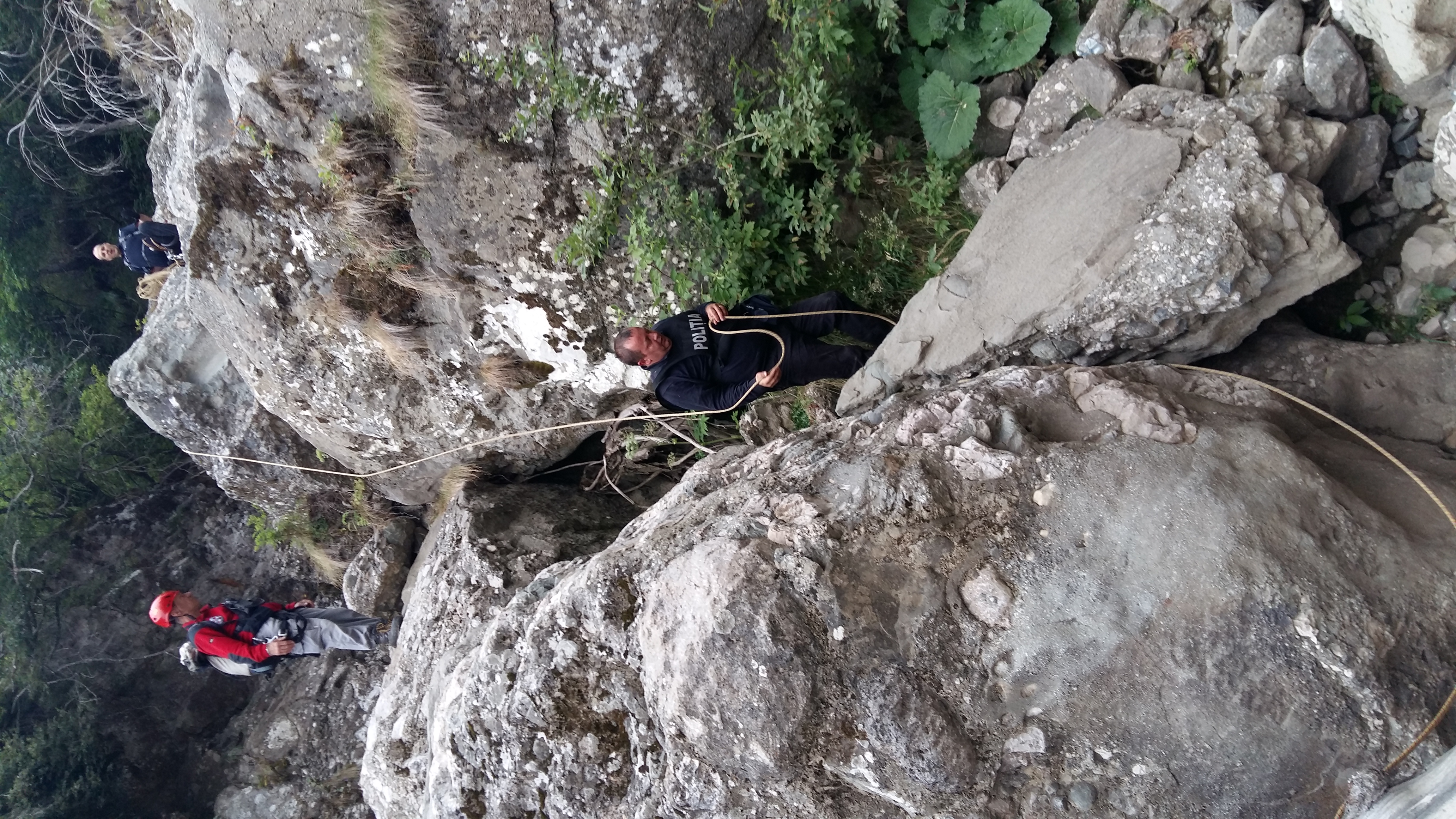 Femeie dispărută în Munții Bucegi a fost găsită moartă