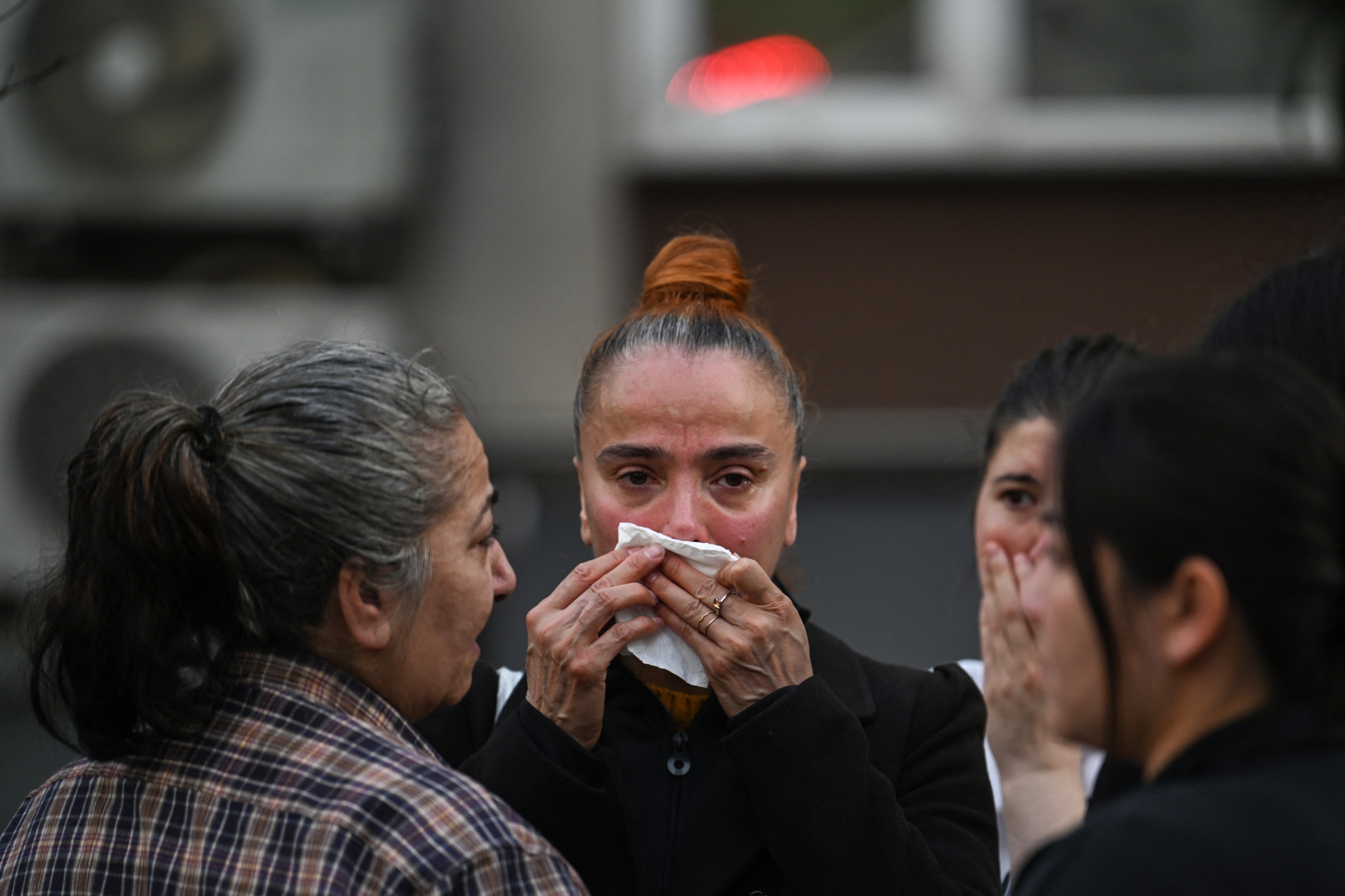 Cel puțin 29 de morți la Istanbul, după o explozie urmată de un incendiu, într-un club dintr-o clădire cu 16 etaje