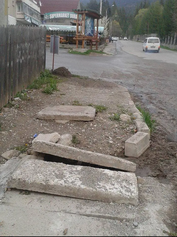 Despăgubiri de mii de euro obținute de români accidentați grav mergând pe trotuar. Cazul femeii care s-a nenorocit la o plimbare prin Durău  