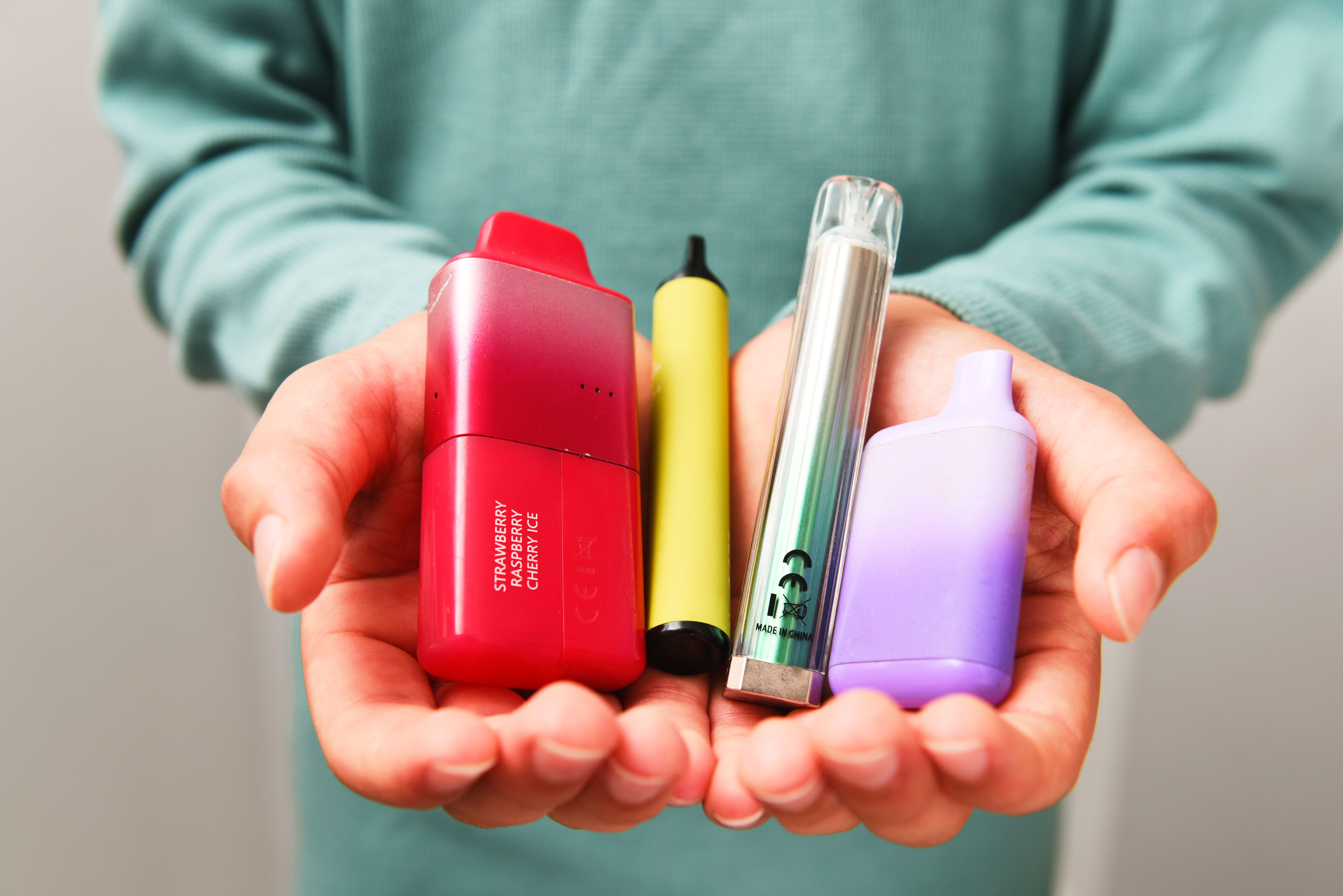 dürfen vapes mit ins handgepäck E-Zigarette im Flugzeug: Regeln & Handgepäck 2026