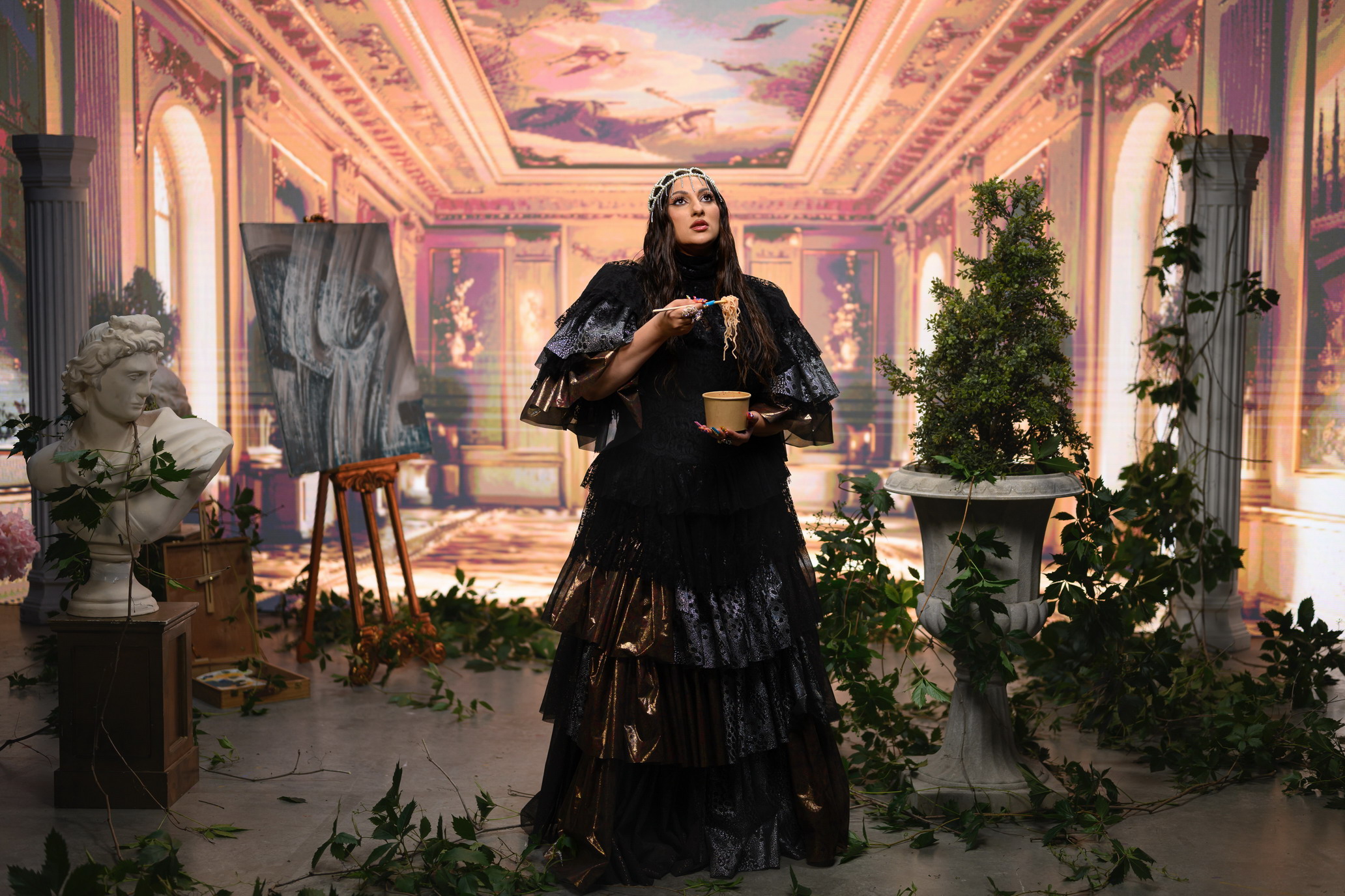 Cristina Stroe, soția lui Damian Drăghici, lansează „Dă și tu din”, un manifest muzical gipsy-pop-electronic. „Nu mă gândesc dacă mă place sau nu cineva”