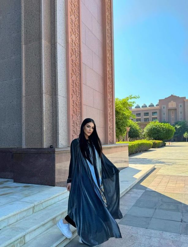 Imagini cu fiica lui Ion Țiriac din vacanța în Namibia. Ioana a petrecut alături de fiul Ilenei Lazariuc