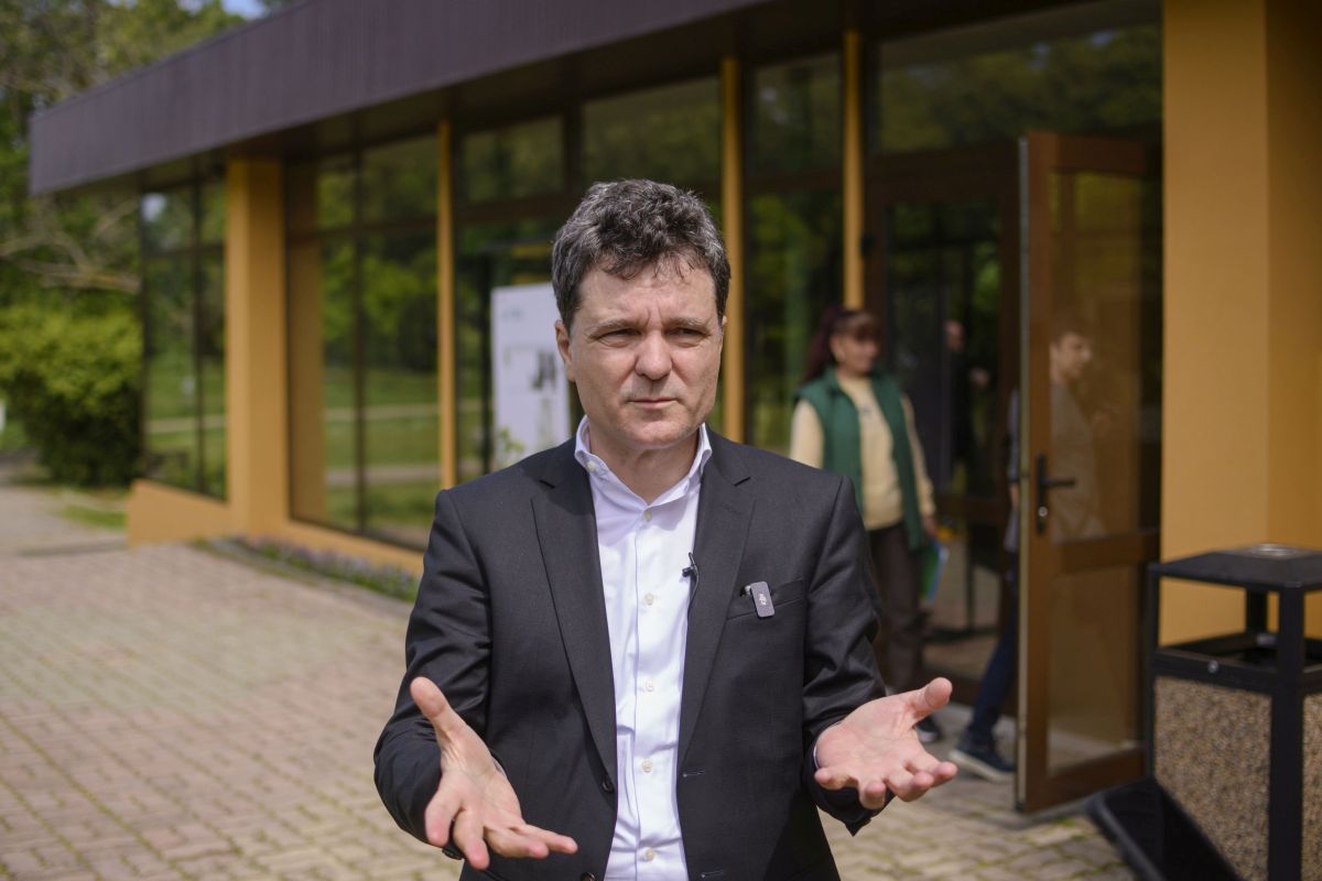 Cine este Nicușor Dan, primarul municipiului București care dorește să ajungă președintele României | Portret
