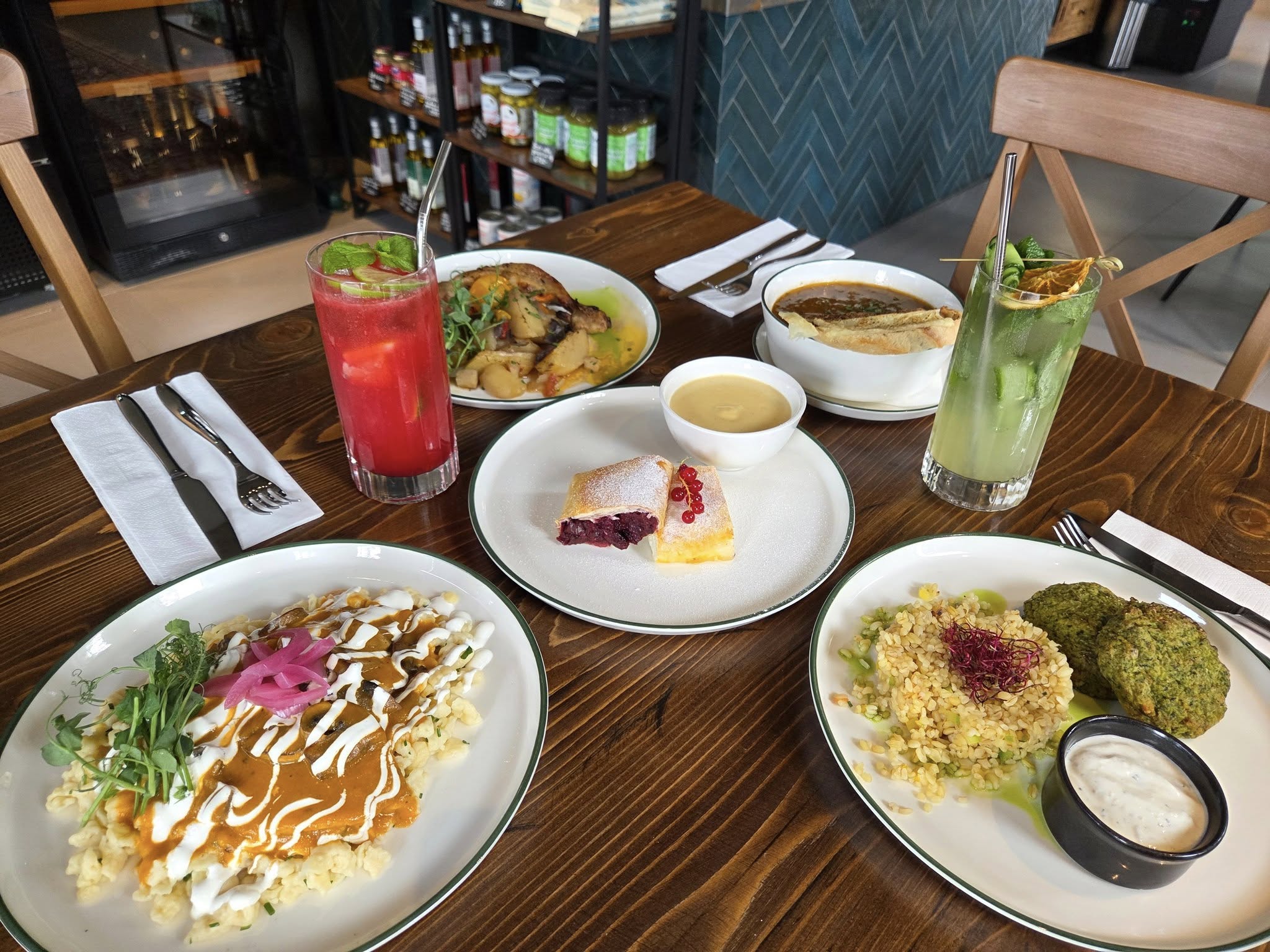 Meniu special pentru întâlnirea lui Trump cu Putin propus de un restaurant din Budapesta: „Masă pentru pace”