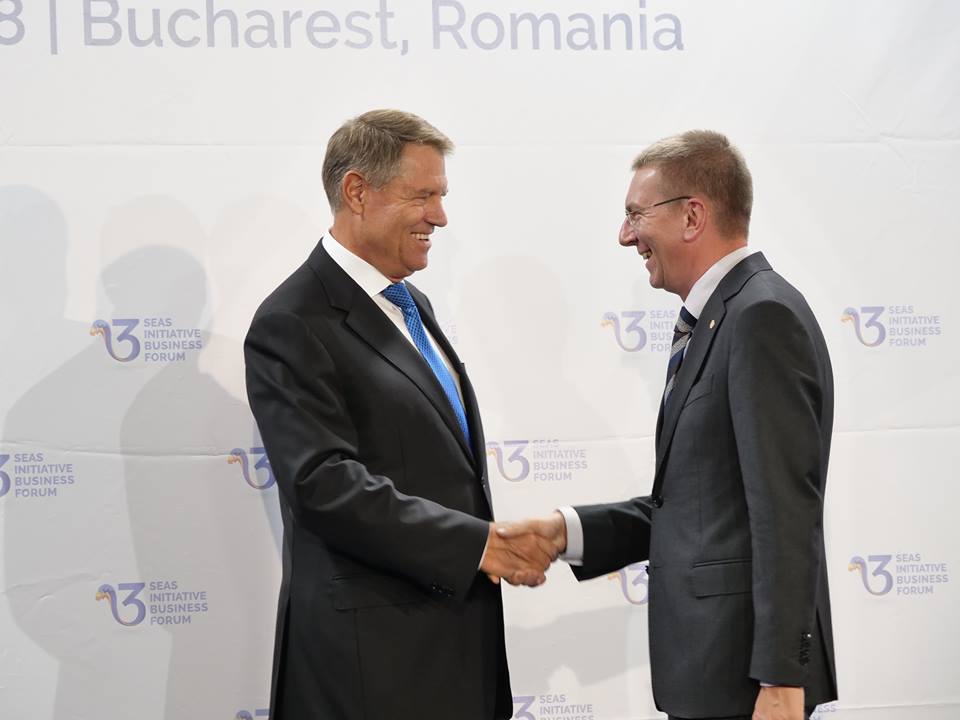 UPDATE/ A început Summit-ul Inițiativei celor Trei Mări, la București. Iohannis i-a primit pe oficiali
