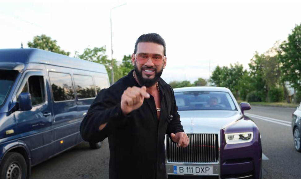 Dorian Popa s-a operat la nas. Intervenția a durat șase ore și jumătate: „Mi-a scos din coastă o bucată de vreo 5 cm”