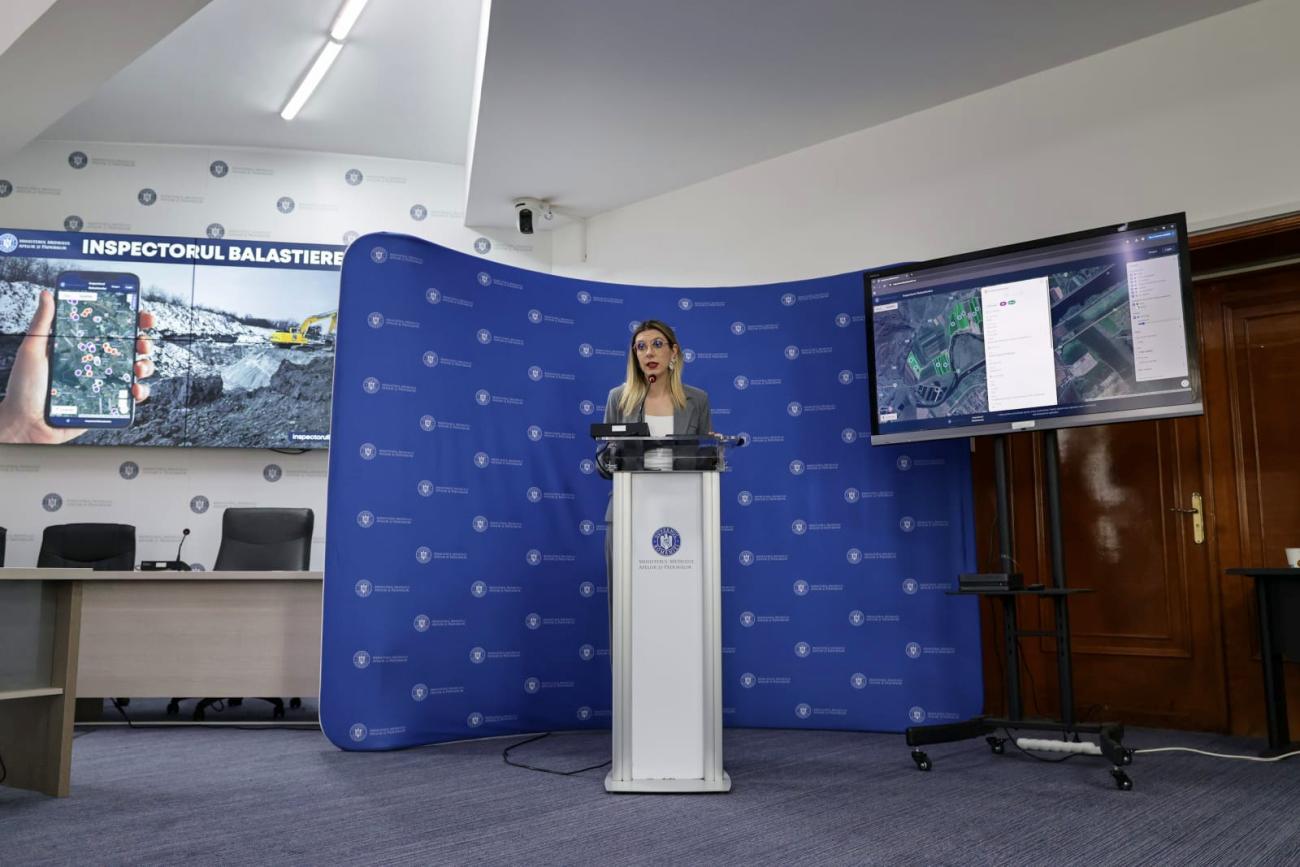 Diana Buzoianu a prezentat „Inspectorul balastierelor”, o platformă la dispoziţia românilor: „Vom putea să ştim unde se fac exploatări ilegale”