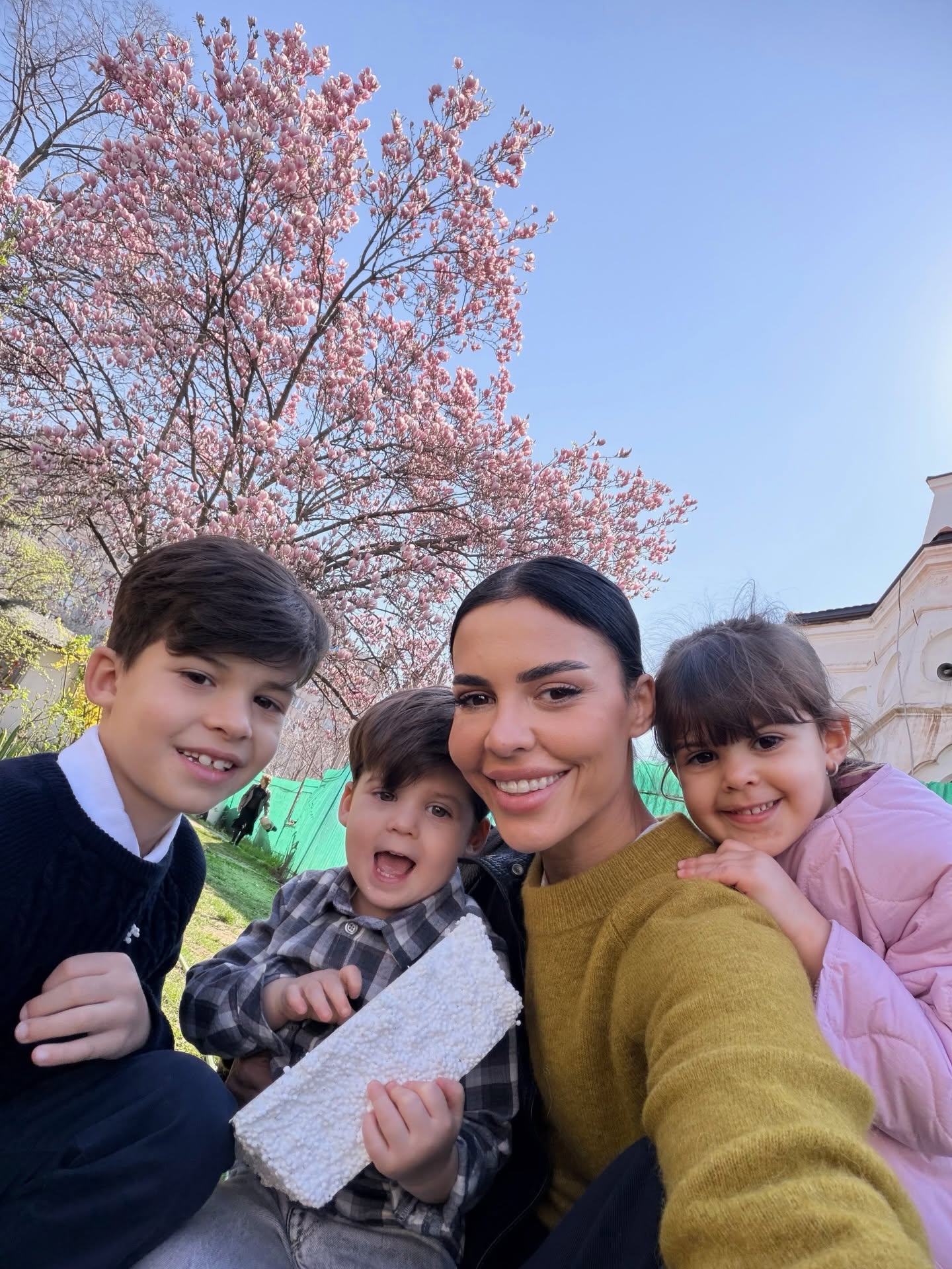 Cum se înțeleg Andreea Popescu și Rareș Cojoc după divorț. „E destul de complicat, dar încerc să fac față”