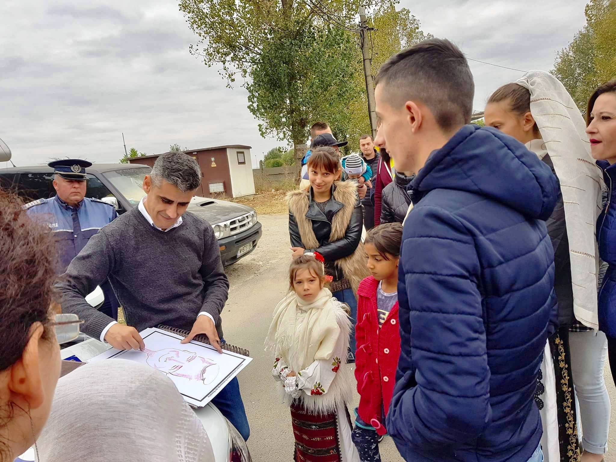 Un polițist și un caricaturist din Slatina, lecție de umanitate. Ce au făcut pentru un tânăr grav bolnav | FOTO
