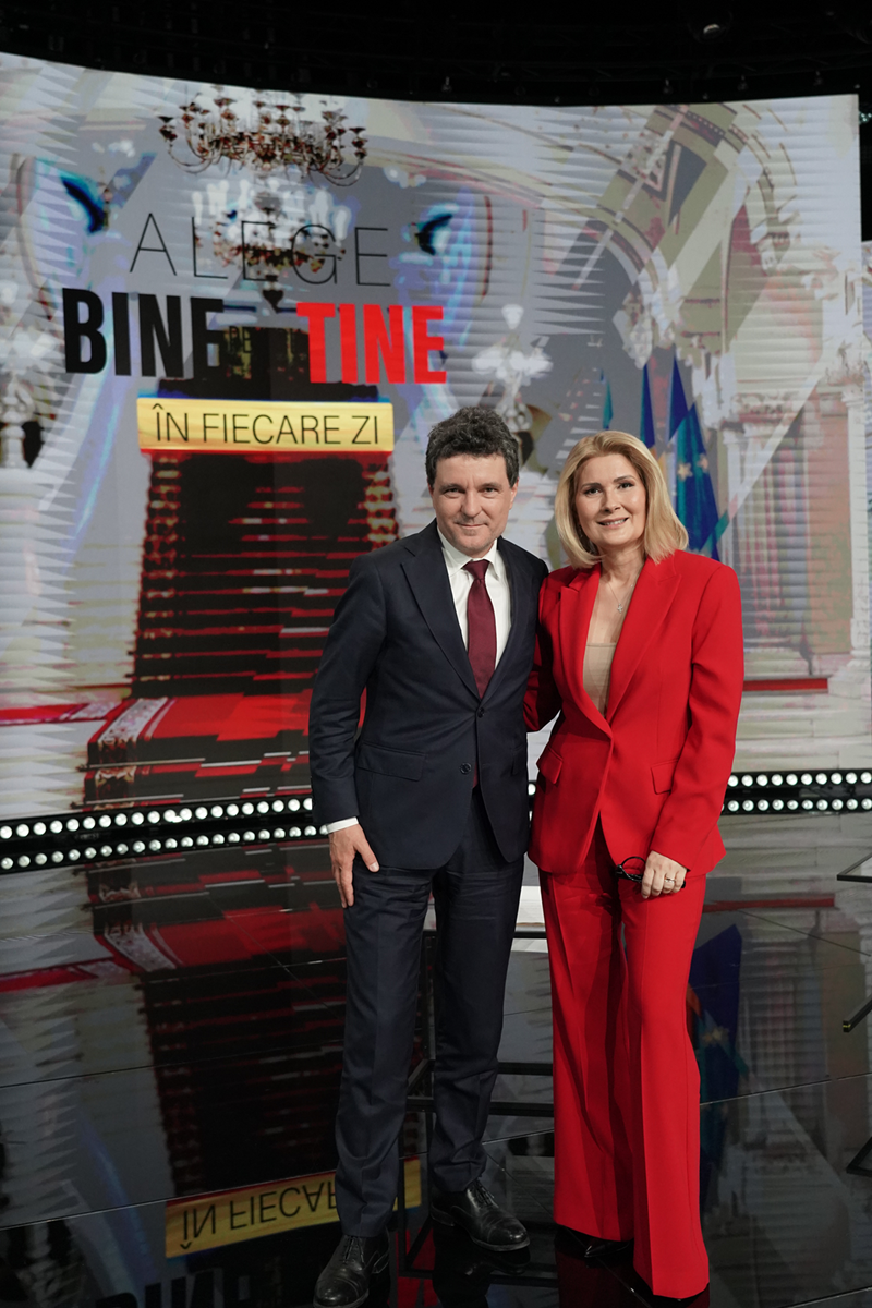 Carnețelul lui Nicușor Dan. L-a avut cu el la Pro TV, iar la Antena 1 a spus ce își notează în el și cine i l-a dăruit