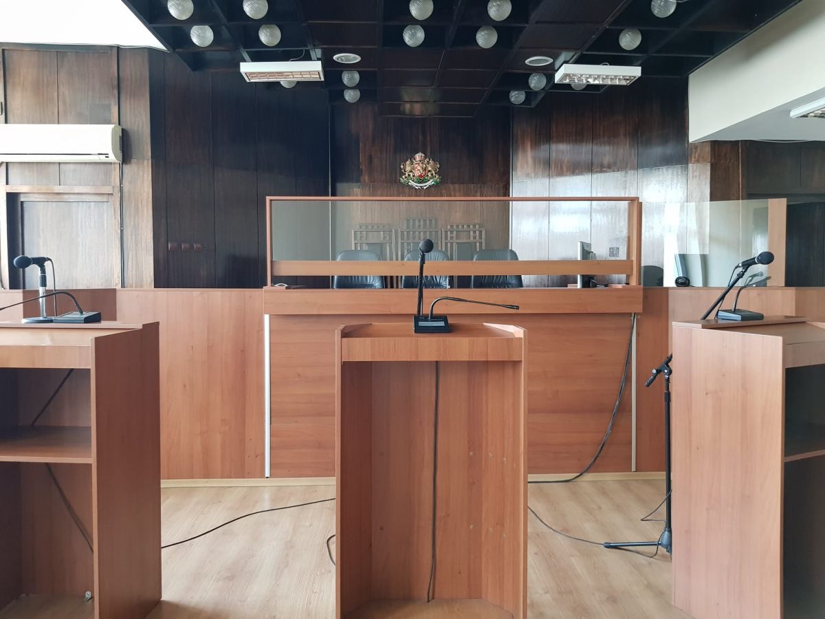 Decizia magistraților din Blagoevgrad: Elena Udrea rămâne în arest preventiv. Ea a cerut azil politic în Grecia