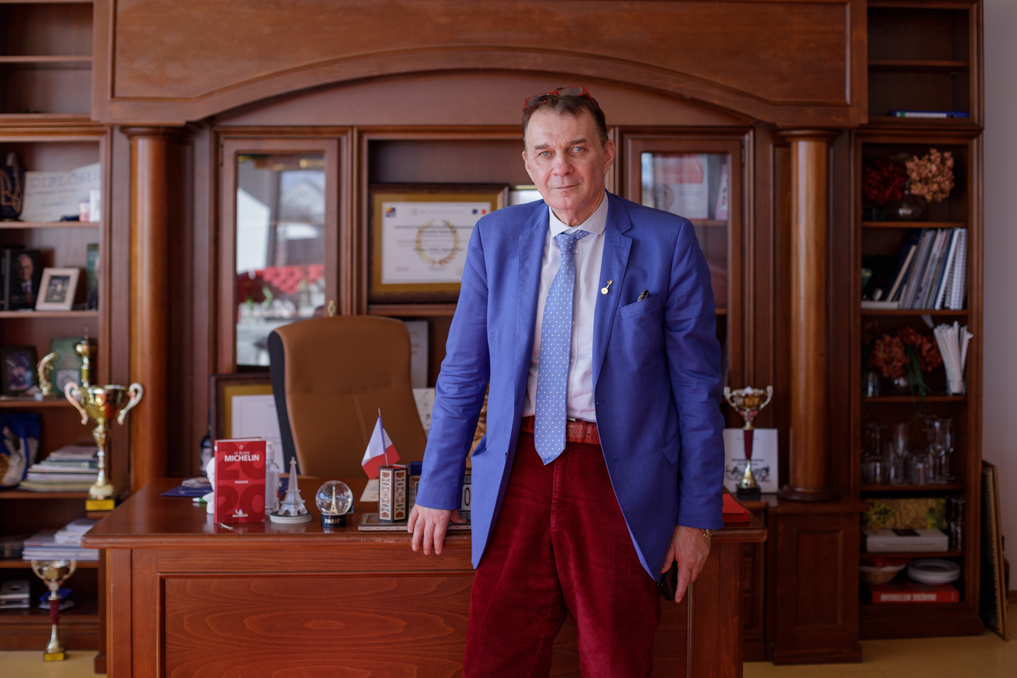 Românul care s-a întors din Franța și vrea să facă primul restaurant cu stele Michelin: „Cum vreți să progresăm, când noi mâncăm același lucru: șnițele, piept de pui, mici?”