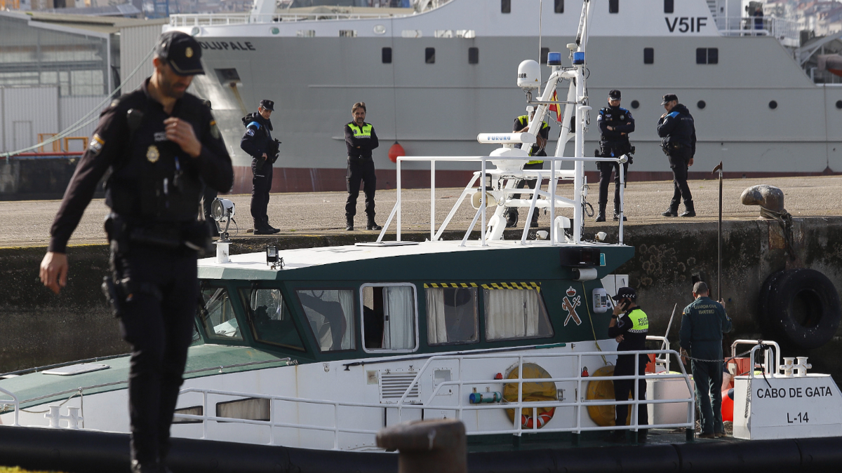 Spanish police seize up to 40 tonnes of cocaine off West African coast
