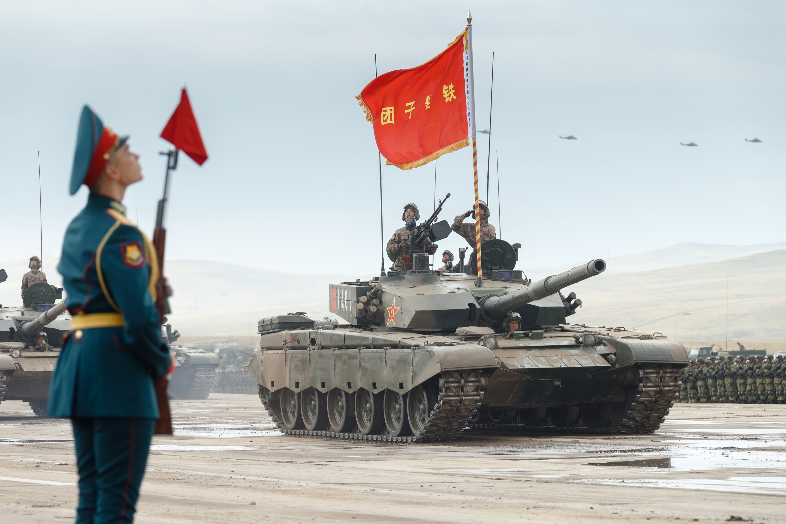 Cum se văd din spațiu cele mai mari exerciții militare din Rusia din ultimele patru decenii. Putin: "Rusia este o țară iubitoare de pace" / FOTO&VIDEO