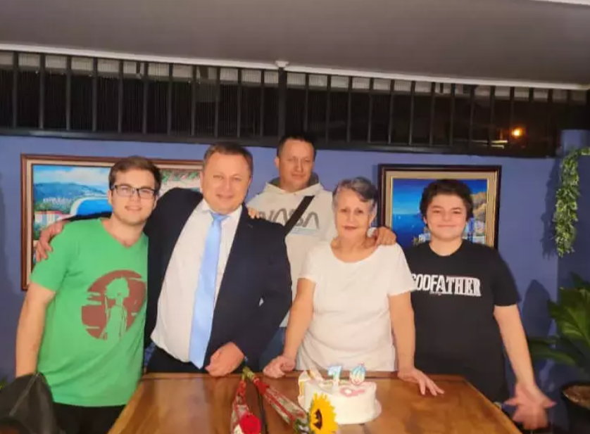 Cum arată și cu ce se ocupă mama lui Dragoș Dolănescu. Margarita Valenciano a împlinit 71 de ani și face primele declarații despre regretatul Ion Dolănescu