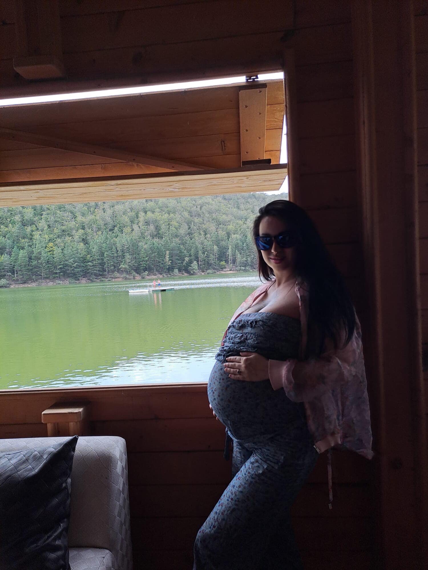 Larisa Drăgulescu a născut un băiețel perfect sănătos. A arătat prima poză cu bebelușul: „Bine ai venit pe lume, puiul nostru!”
