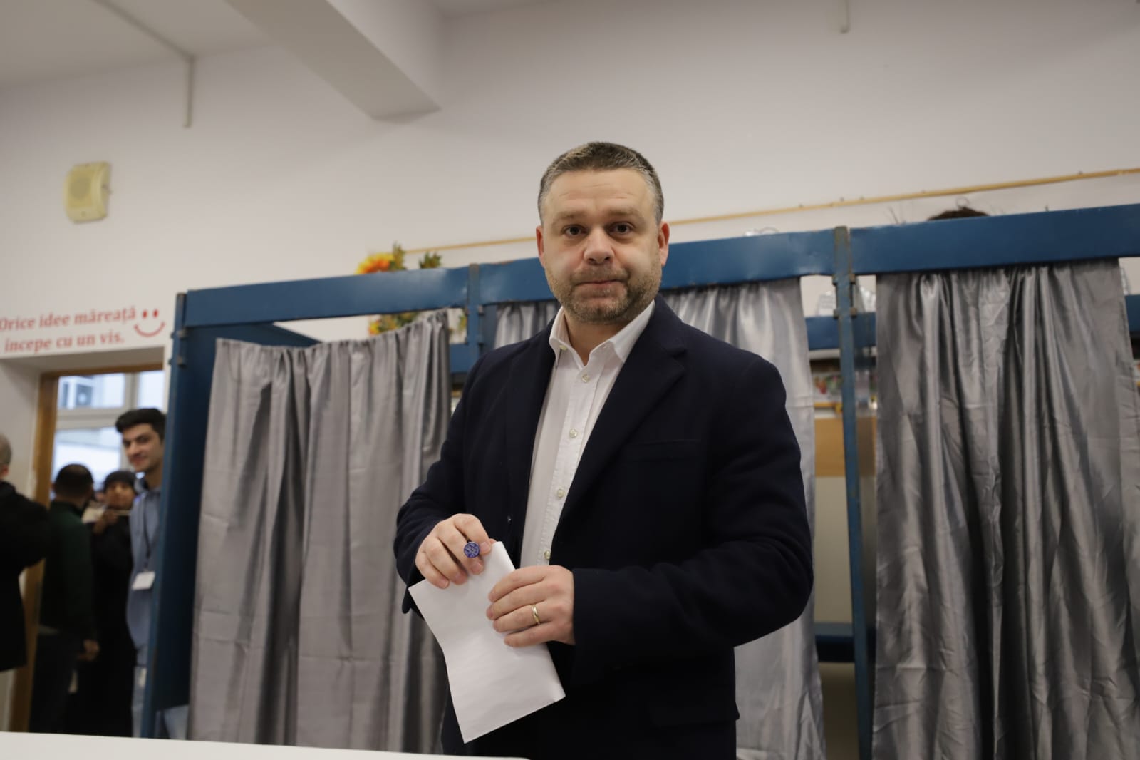 Mesajul prin care Ciprian Ciucu îi invită pe bucureșteni la vot: „Nu mai plouă”
