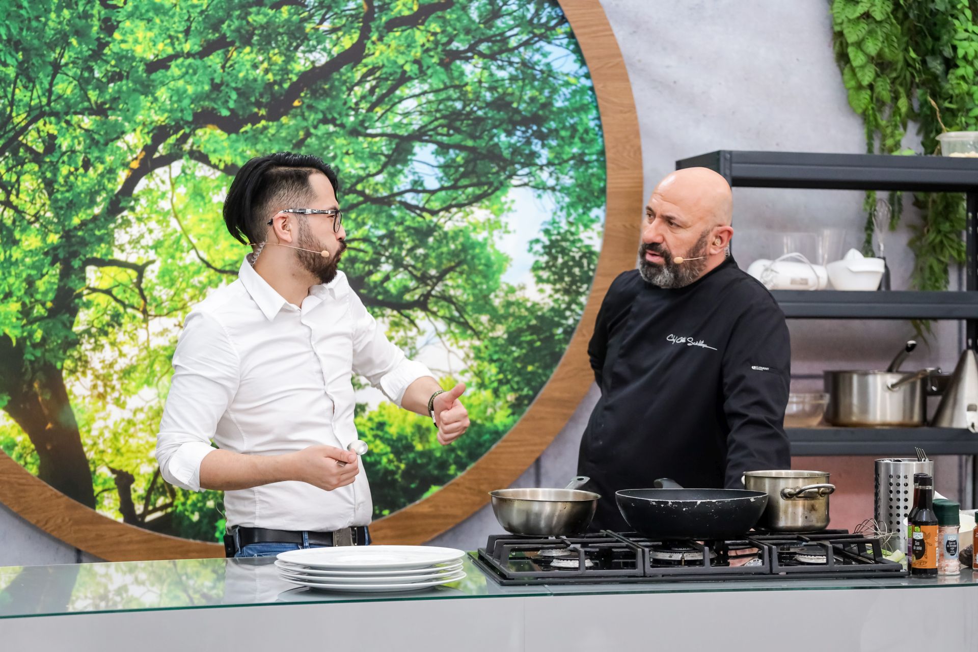Povestea lui Janni de la „Chefi la cuțite”, tânărul român care a gătit pentru Usain Bolt și Lewis Hamilton