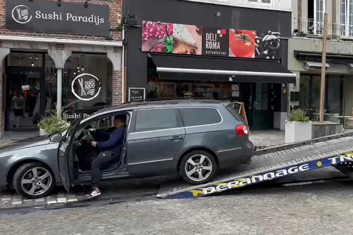 „De unde pot comanda plăcuțe de înmatriculare românești?” O primăriță din Belgia ridică mașinile cu numere de România, fără să mai amendeze șoferii