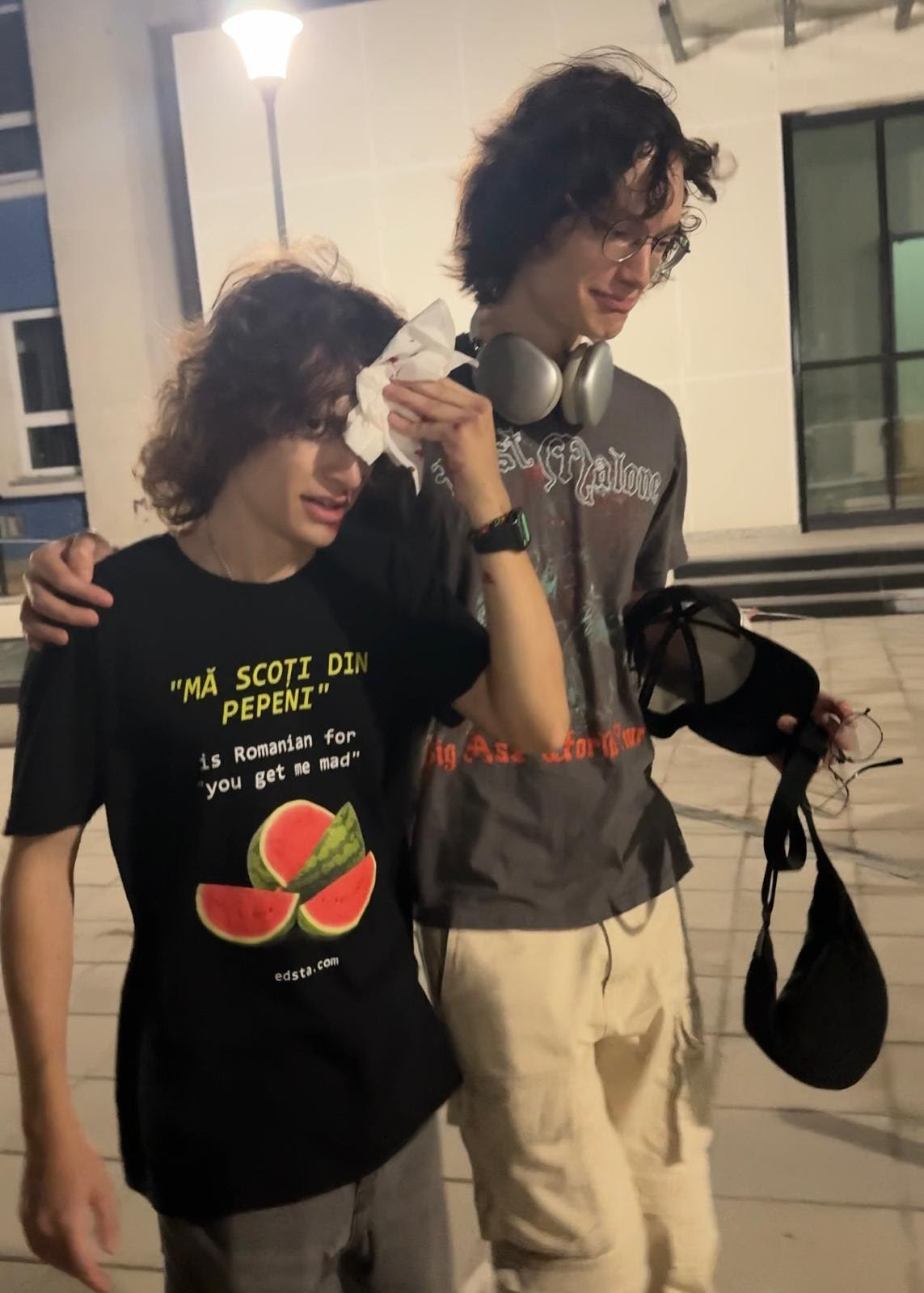 Ce a pățit un influencer venit din SUA după ce a mers cu trotineta prin București: „Noroc că eram în fața spitalului”