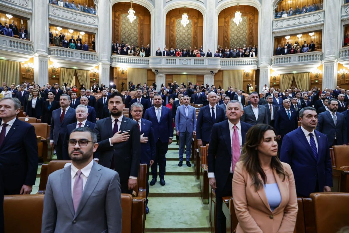Imaginile primei zile cu Nicușor Dan ca președinte al României